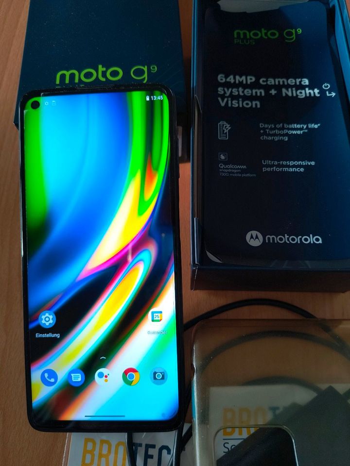 Sehr gut erhaltenes Motorola Moto G9 Plus 4+128 GB blau Zubeh OVP in Treis-Karden