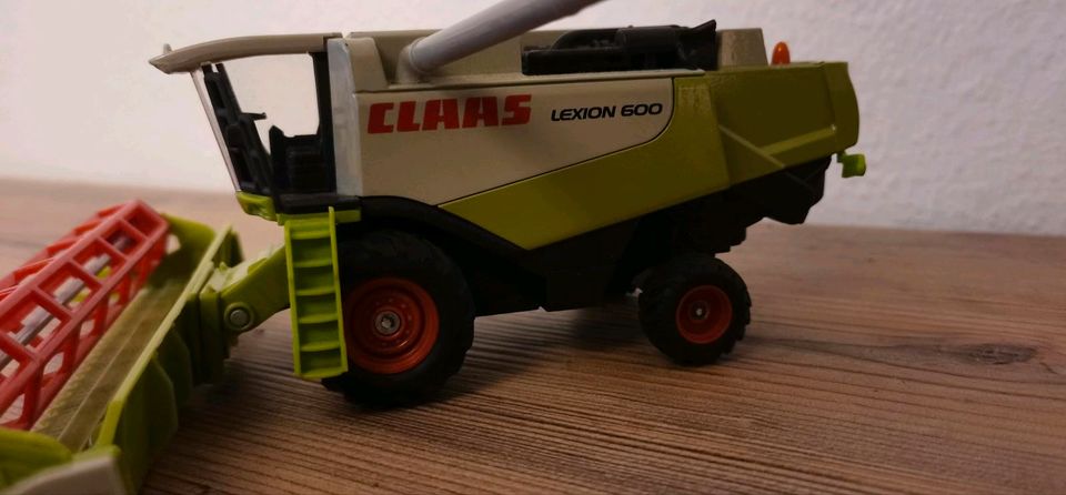 Siku Claas Mähdrescher Lexion 600 in Barth