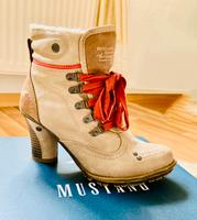 Super schöne Mustang Stiefeletten Gr. 37 Brandenburg - Müllrose Vorschau