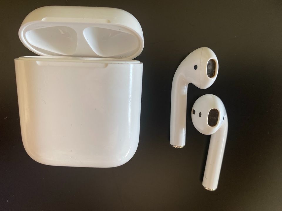 Apple AirPods 2. Generation in Ear Kopfhörer (defektes Mikrofon) in Nürnberg (Mittelfr)