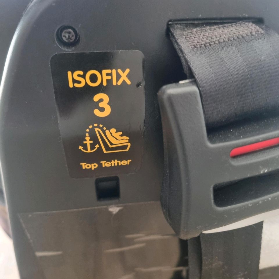 Kindersitz Maxi Cosi Reboarder AxissFix in Grube Holst