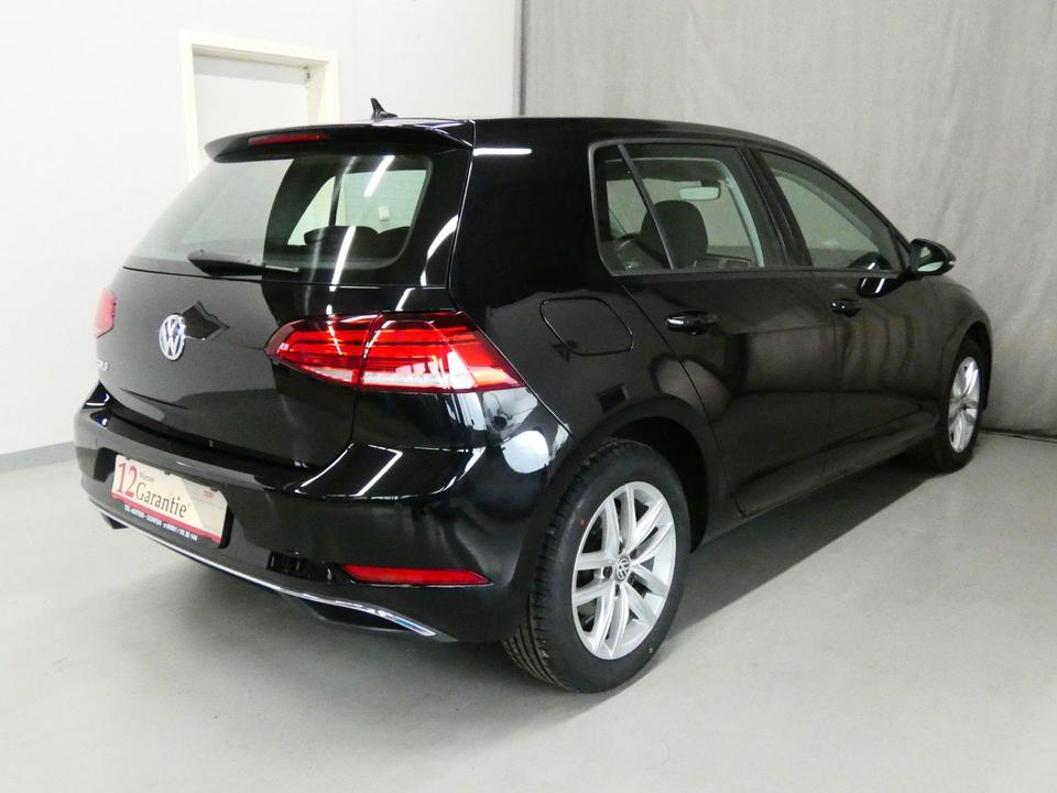 Volkswagen Golf VII 2.0 TDI Comfort.,Klima,Navi,LED,S-Heft in Dorfen