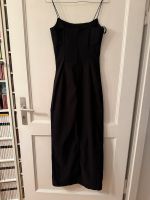Kleid schwarz lang eng mit Jäckchen München - Au-Haidhausen Vorschau