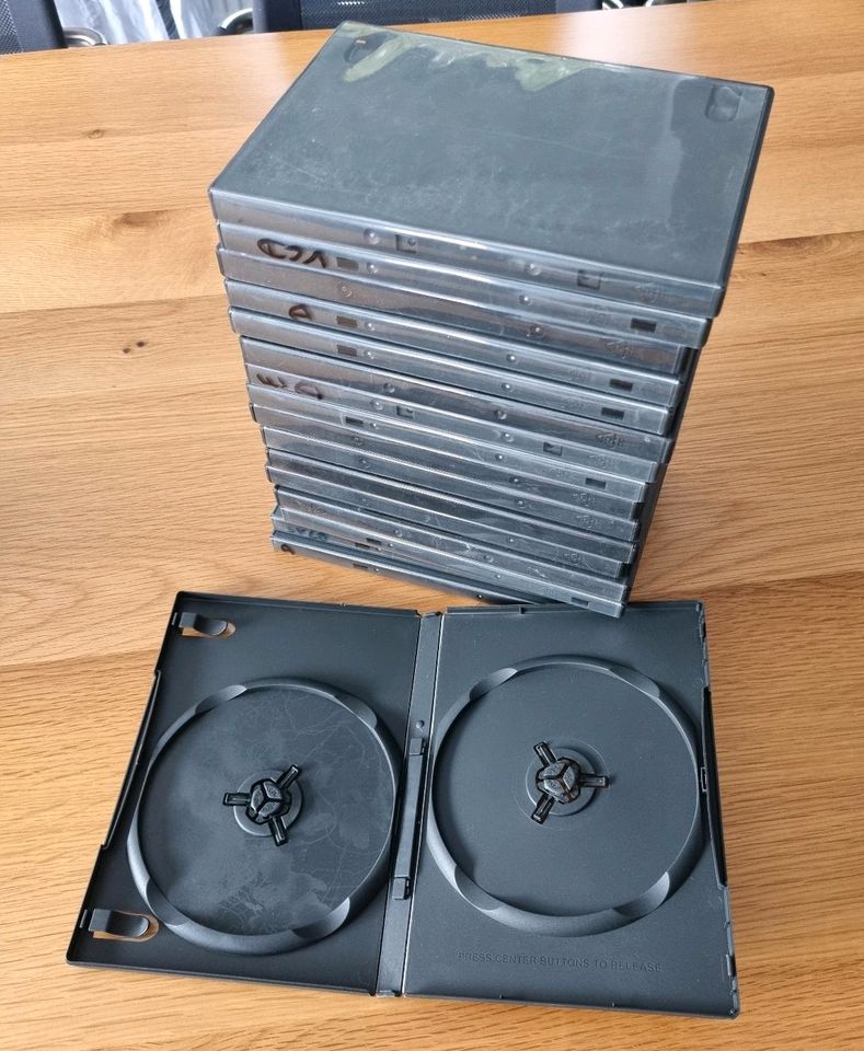 DVD Hüllen für 2 CDs / DVDs, gebraucht in Uhingen