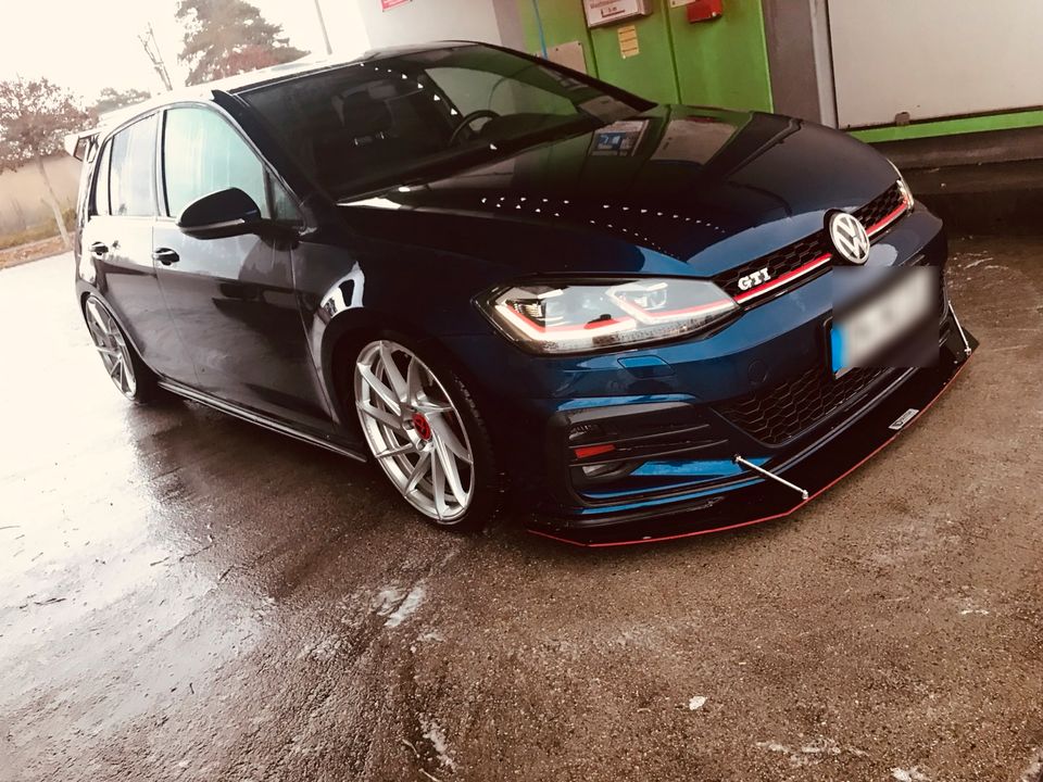 Golf 7 GTI Sportlich Facelift 2017 mit super Zustand in Eisenhüttenstadt