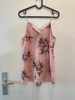 Tops von Pieces Größe XS Hessen - Karben Vorschau