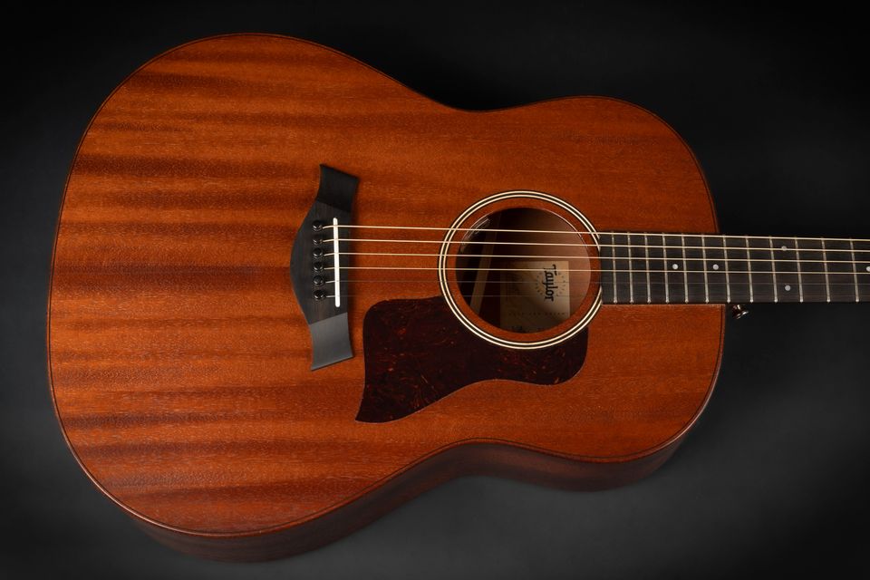 2021 Taylor AD27 + LR Baggs Lyric Pickup Vollmassiv USA AeroCase in Niebüll