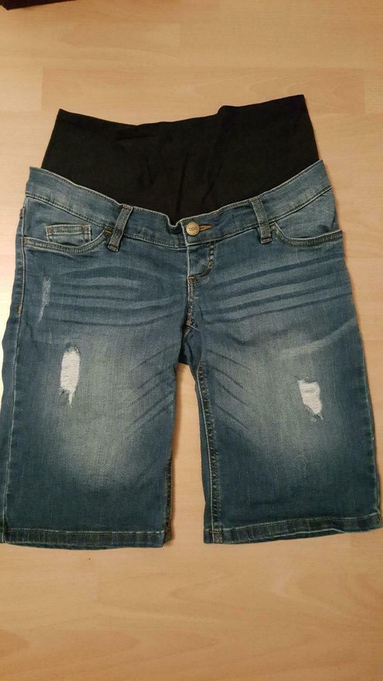 Umstandsjeans kurz 36 in Hamburg