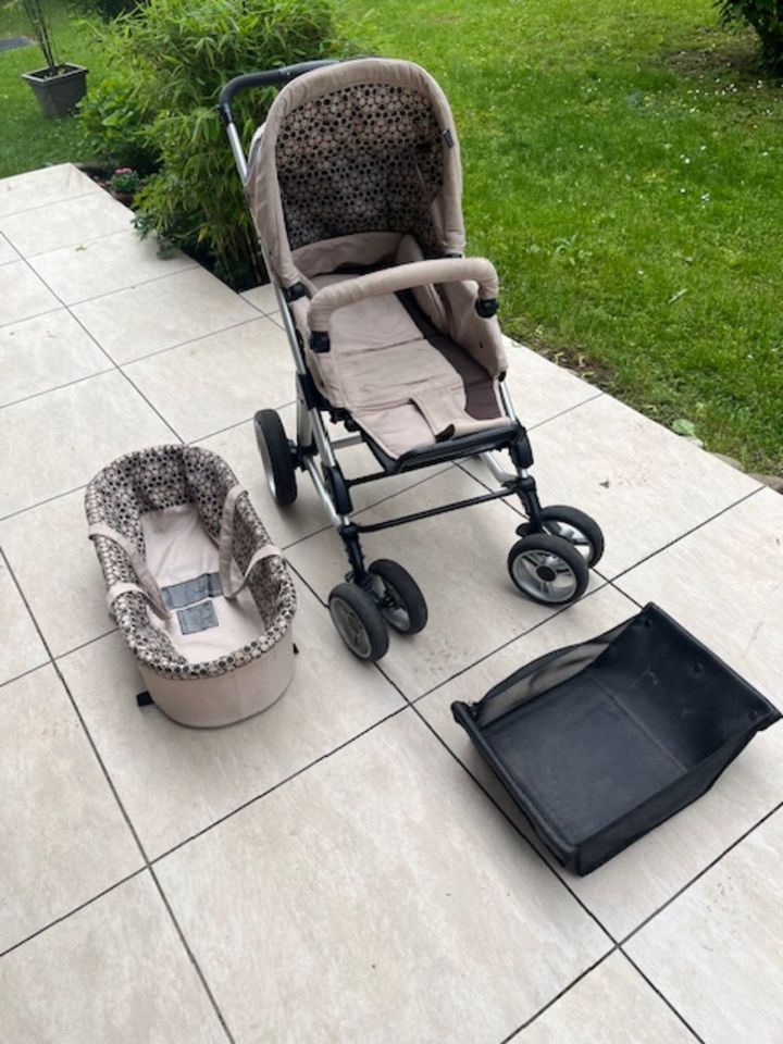 ABC-Design Kinderbuggy mit Zubehör in Freilassing