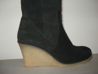 Stiefel lang AKIRA schwarz Größe 38 Veloursleder Keilabsatz 8cm Berlin - Mitte Vorschau