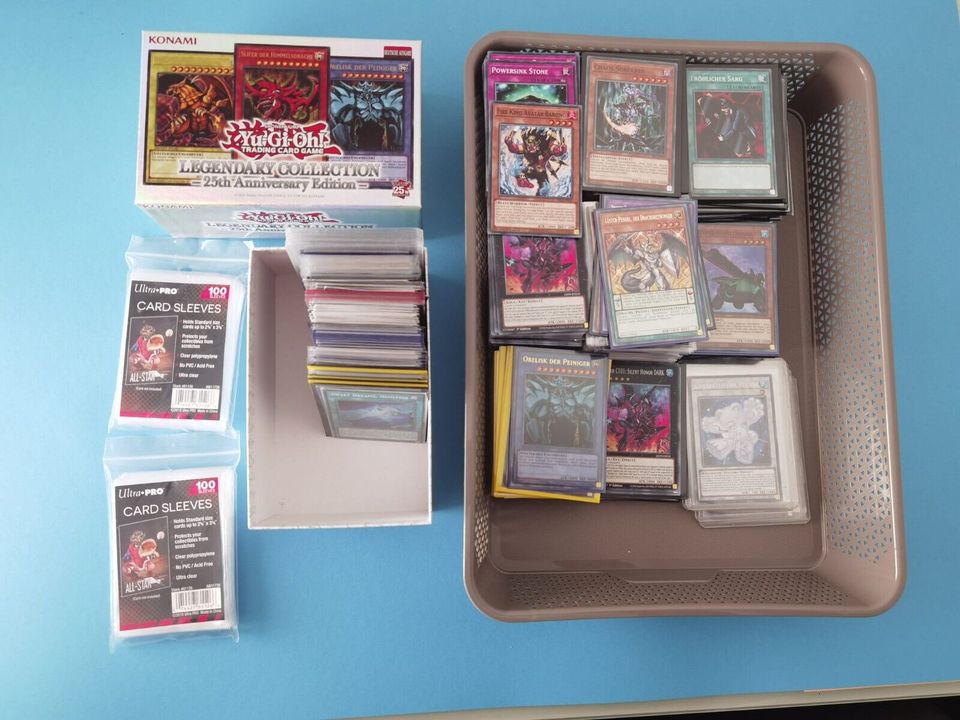 YU-GI-OH Karten Sammlung komplett Ca. 978 Stück neuwertige Karte in Hürtgenwald