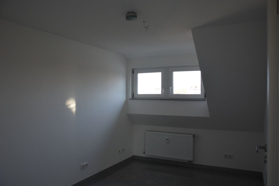 4 Zimmer Wohnung mit gehobener Ausstattung in Rastatt, bezugsfrei in Rastatt