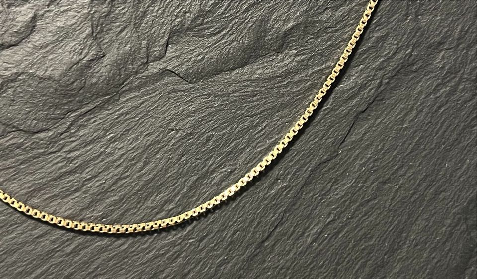 Kette / 333 (8ct.) Gelbgold / Goldkette / Goldschmuck / S856 in Berlin