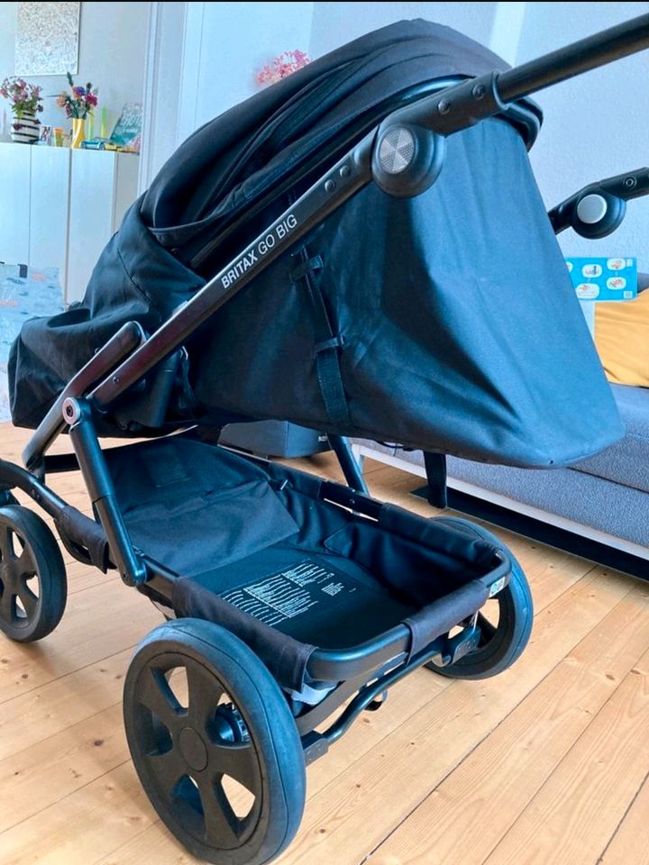 Kinderwagen BRITAX Römer GO BIG inklusive Zubehör für Maxi Cosi in Bremen