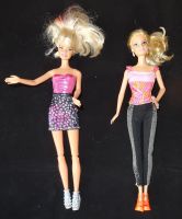 2 verschiedene Barbie Puppen von Mattel wie NEU mit Zubehör Baden-Württemberg - Weil am Rhein Vorschau