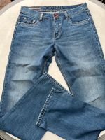 Signum Jeans W33 L36 Gr M REGULAR STRAIGHT Hessen - Rodgau Vorschau