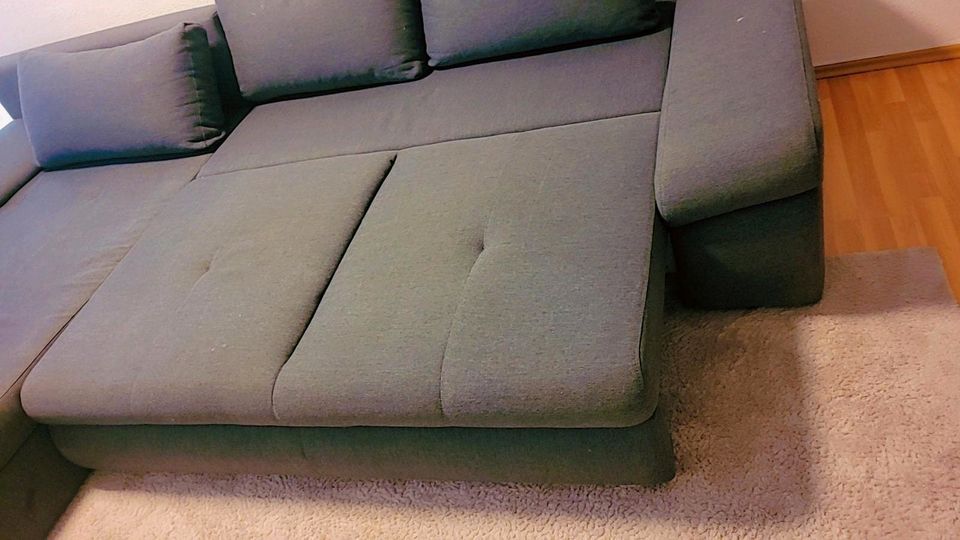 Couch mit schlaf funktion in Leipzig