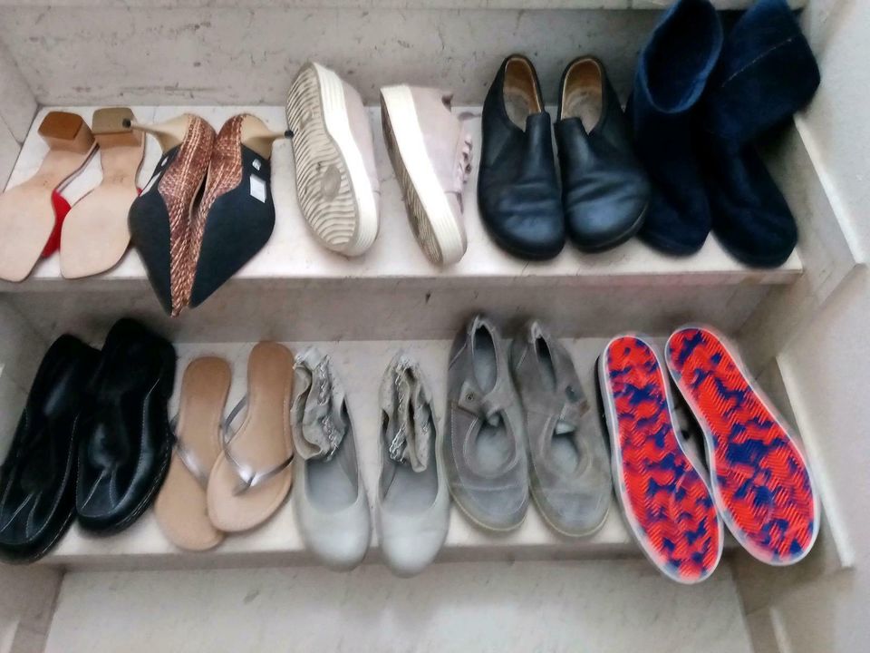 10 Paar Schuhe verschiedene Größen in Rheda-Wiedenbrück