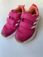 ✰✰✰ Adidas Hallenschuh Sneaker Turnschuhe Gr. 30 ✰✰✰ Hessen - Niddatal Vorschau
