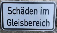 Schild, Straßenschild,SperrschildGleisbereich Sachsen-Anhalt - Westeregeln Vorschau