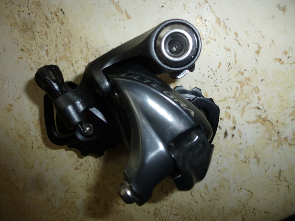 Shimano 11-fach Schaltwerk 105, Ultegra    "neu" in Berlin