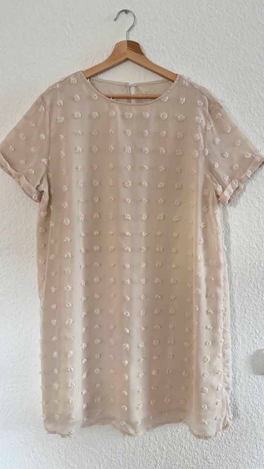 Kleid creme beige Tupfen XL in Oberlungwitz