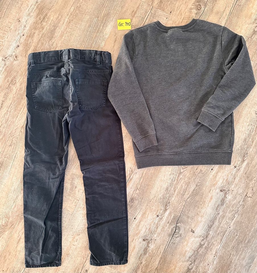 ⭐️ Sweatshirt, Pullover, Longshirt, Jeans, Gr. 140, u.a. H&M ⭐ in Falkenberg/Elster