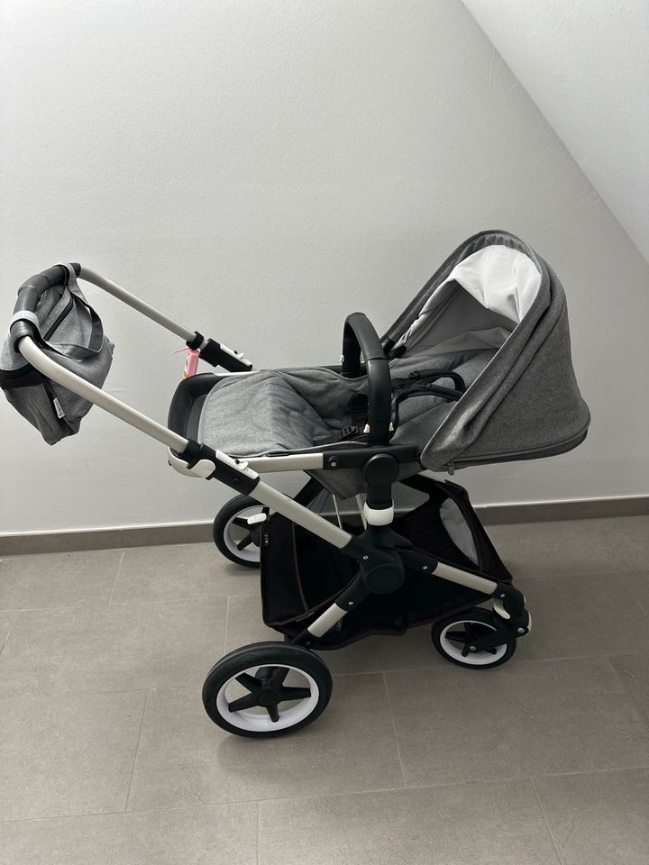 TOP: Bugaboo Fox + großes Set in Langenhagen