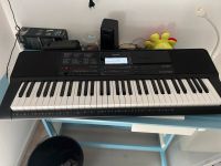Keyboard Schwarz Casio Hessen - Glashütten Vorschau