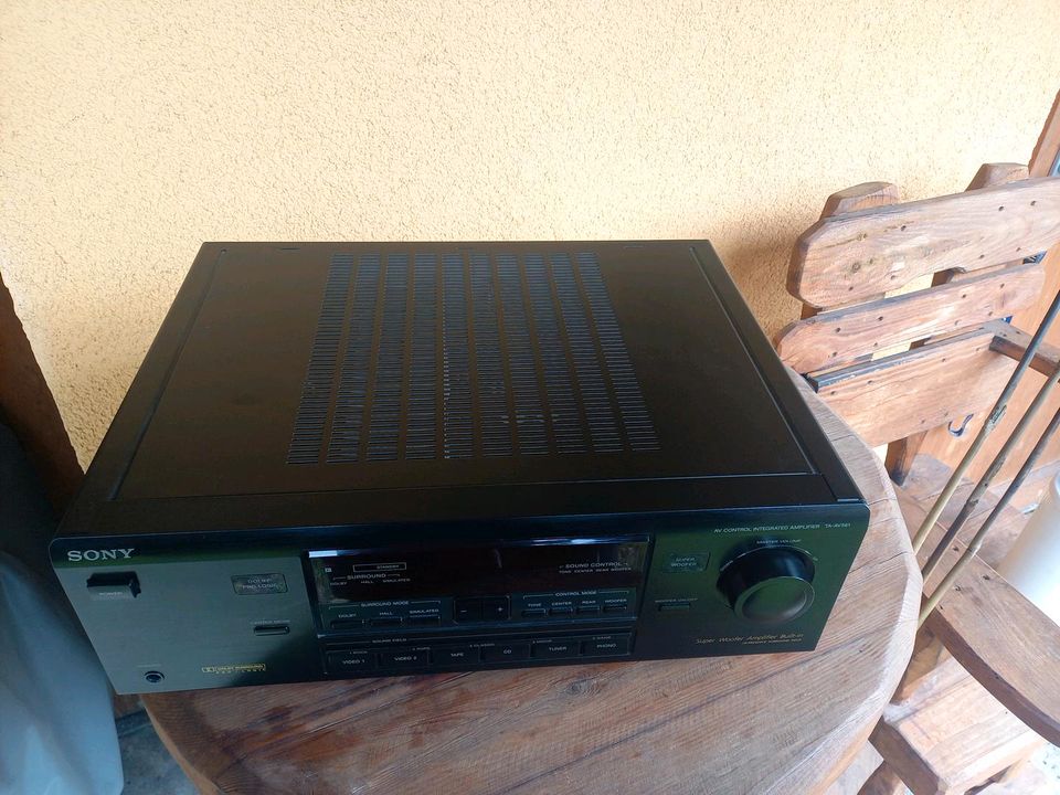 Sony TA-AV561 Amplifier/ Verstärker /Reciver/Super Woofer in Muldestausee