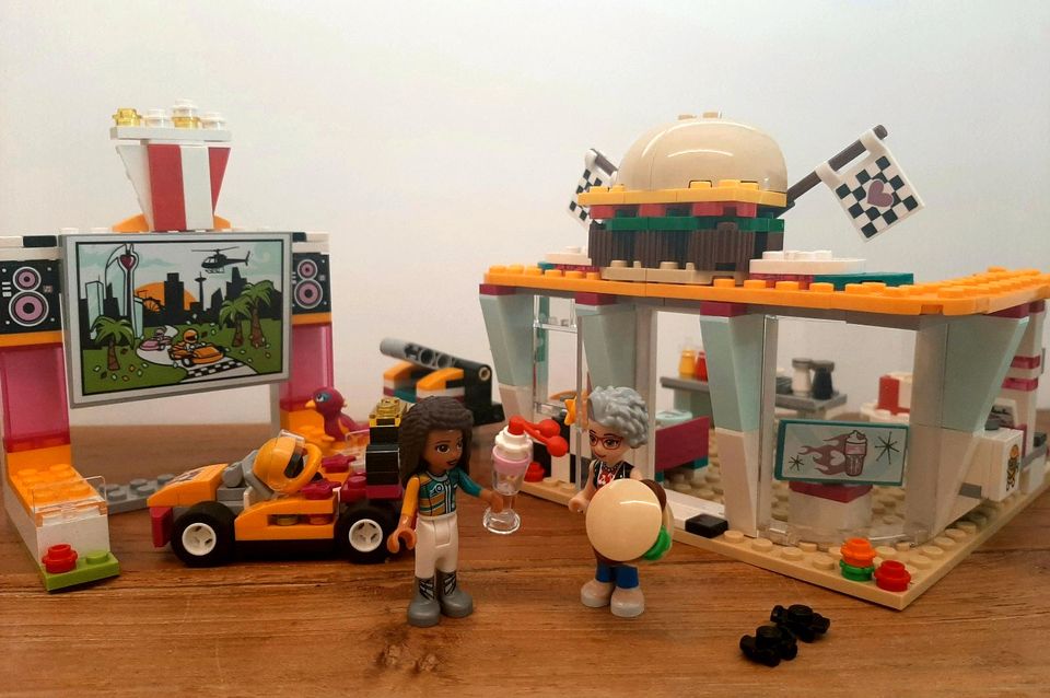 LEGO Friends Burgerladen 41349 Kinderspielzeug in Swisttal