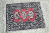 ORIENT-Teppich, Brücke, handgeknüpft aus Pakistan ca. 84cm x 63cm Niedersachsen - Vechelde Vorschau