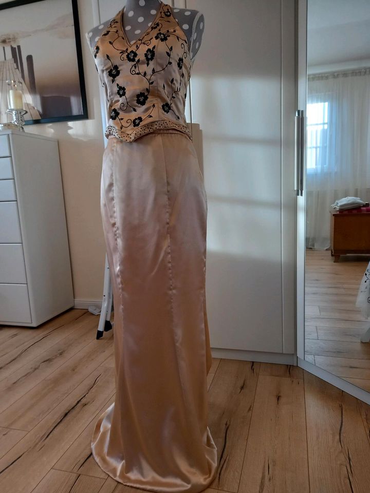 Traumhaft schönes 2-teiliges langes Kleid in Walsrode