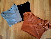 3 T-Shirts von Esprit und S.Oliver Gr. S Brandenburg - Potsdam Vorschau