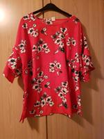 Shirt rot Blumenprint mit Volantärmeln Gr.48 Niedersachsen - Hinte Vorschau