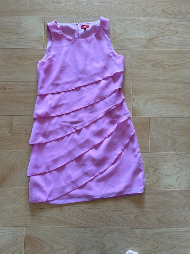 Kleid solvier Gr.152 Neu in Viernheim