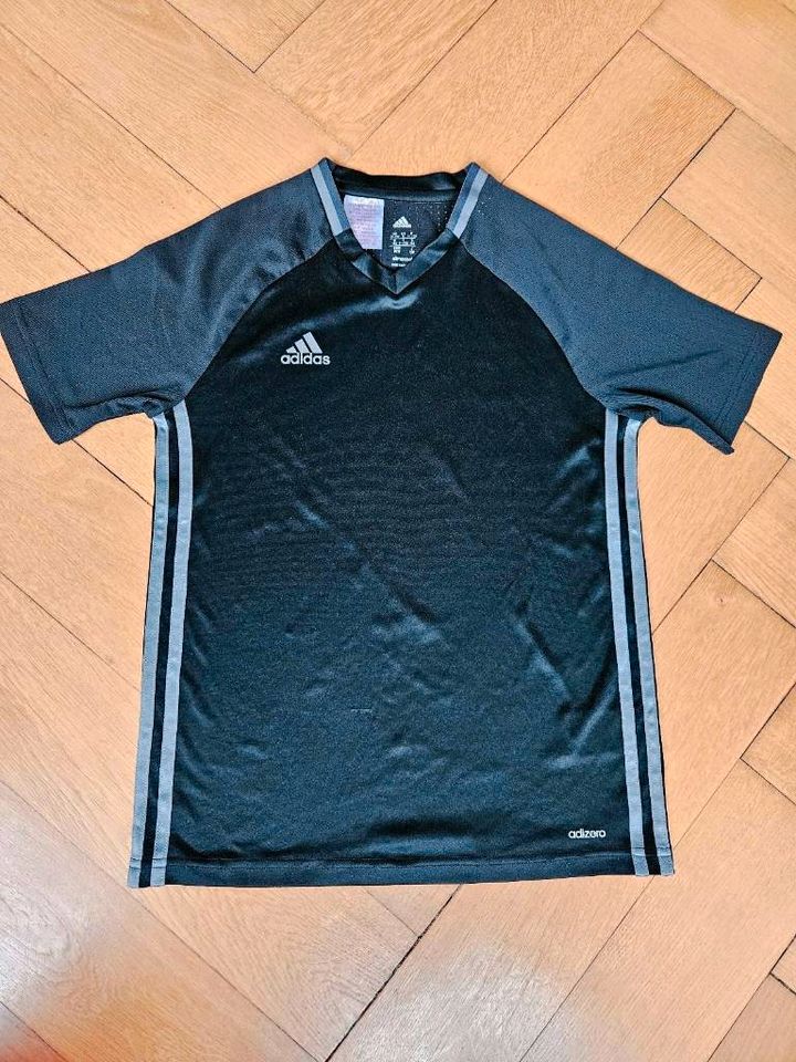 Adidas Original Sport Shirt Gr. 152 schwarz grau in Leipzig