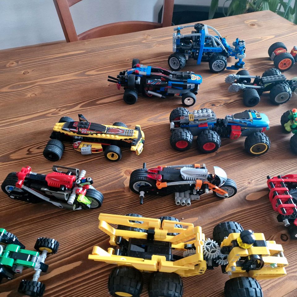 Lego Technik Autos in Ilsenburg (Harz)