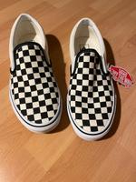 Vans classic Slip on kariert ganz neu Sneaker schwarz/weiß 42 Sachsen-Anhalt - Halle Vorschau