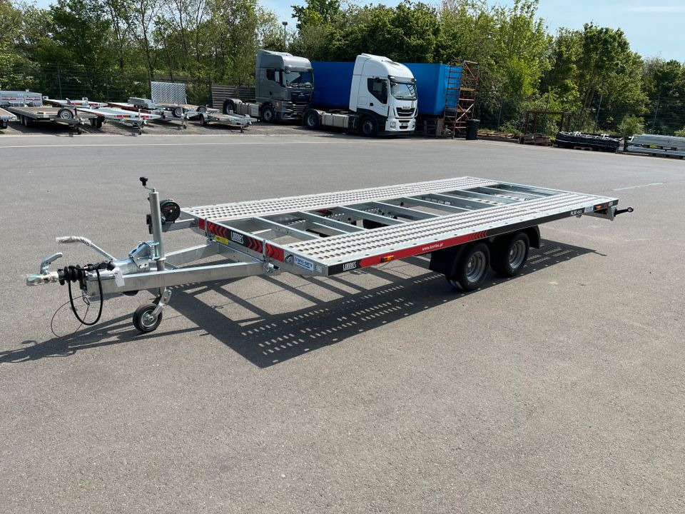 Autotransporter Anhänger Lorries PL30-4521 mit 3.000 kg, Rampen in Weilerswist