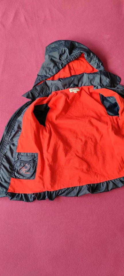 Leichte Kinderjacke sOliver Mädchen 92 in Düsseldorf