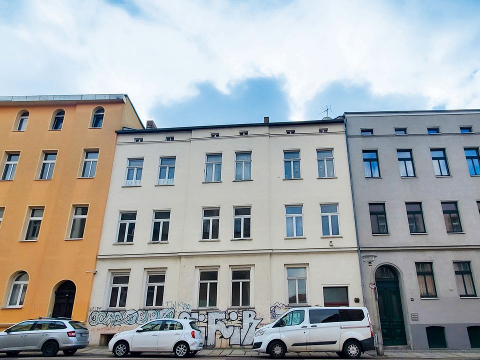 Kreativ? Diese Großwohnung sucht Selbermacher! 4-5 Zimmer auf 2 Etagen, Küche, 2 Bäder, Terrasse in Halle