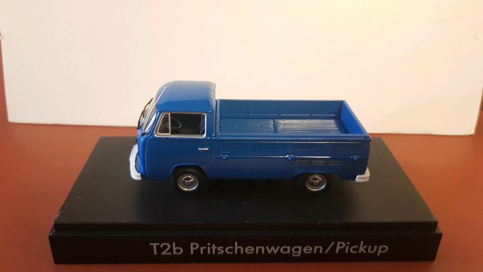 VW T2b Pritschenwagen 1/43 Minichamps Pritsche T2 Volkswagen in Hannover