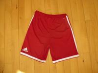 Adidas Fußballhose in rot Nordrhein-Westfalen - Engelskirchen Vorschau
