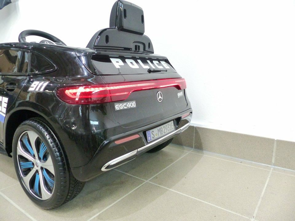 Kinder Elektroauto Mercedes EQC Polizei 2xMotoren MP3 USB Fernst. in Greven