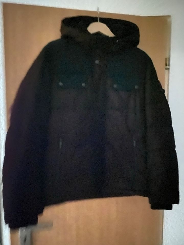 Strellson Planet Winterjacke Jacke Herren Weinrot Schwarz Gr 48 M in Werder (Havel)