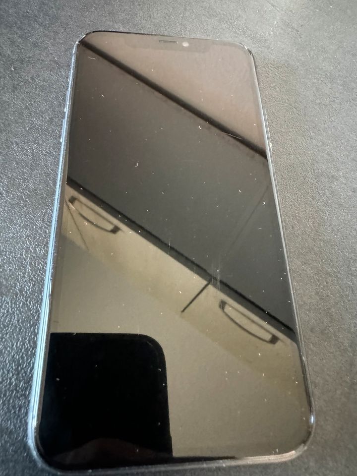 Iphone 11 64gb Schwarz in Bad Schönborn