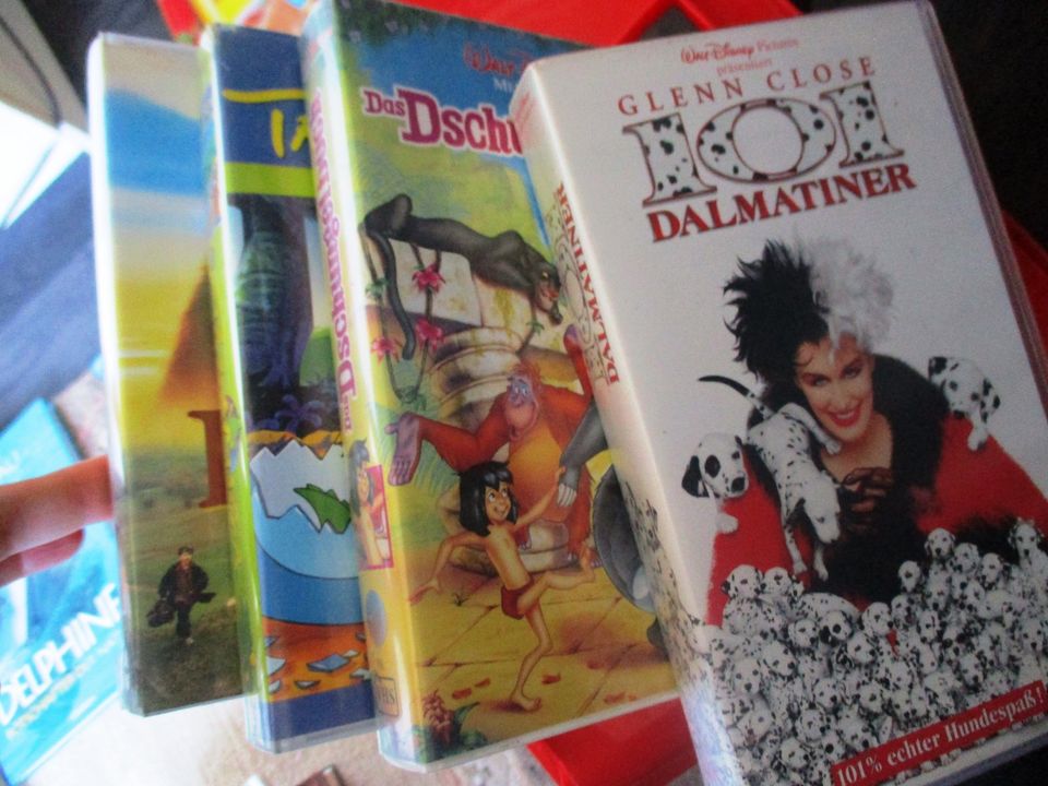 Walt Disney Meisterwerke VHS Das Dschungelbuch/ 101 Dalmatiner in Gießen