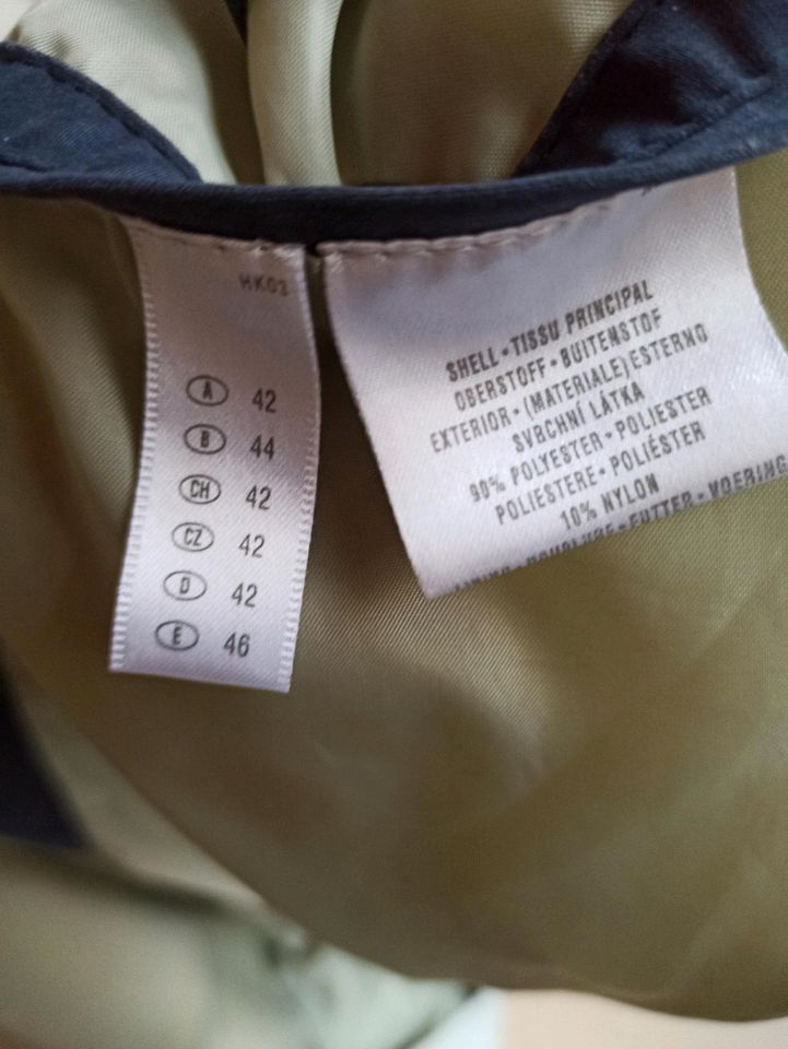 Damen Trenchcoat Gr 42  Farbe Beige in Gelsenkirchen