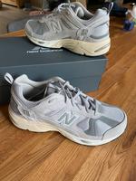 NEW BALANCE 878 grau Größe 10 1/2 EU 45 ***NEU*** Hessen - Villmar Vorschau